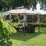Inn Nad Stawem Grabowko