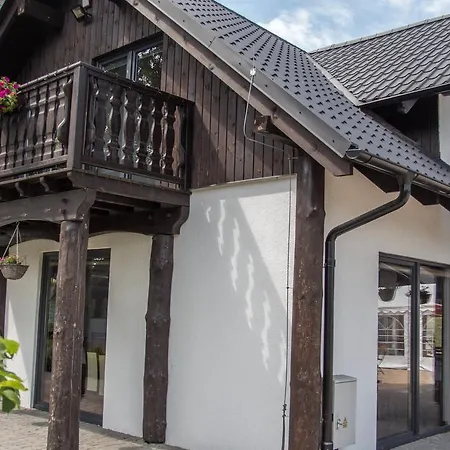 Nad Stawem Gasthof *