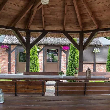 Inn Nad Stawem